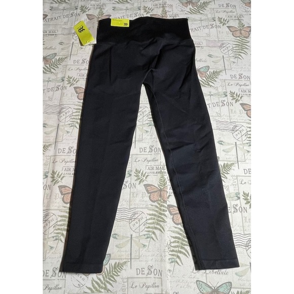 All in Motion High Rise 7/8 Seamless Black Leggings Women's Size M Athletic - Picture 5 of 7